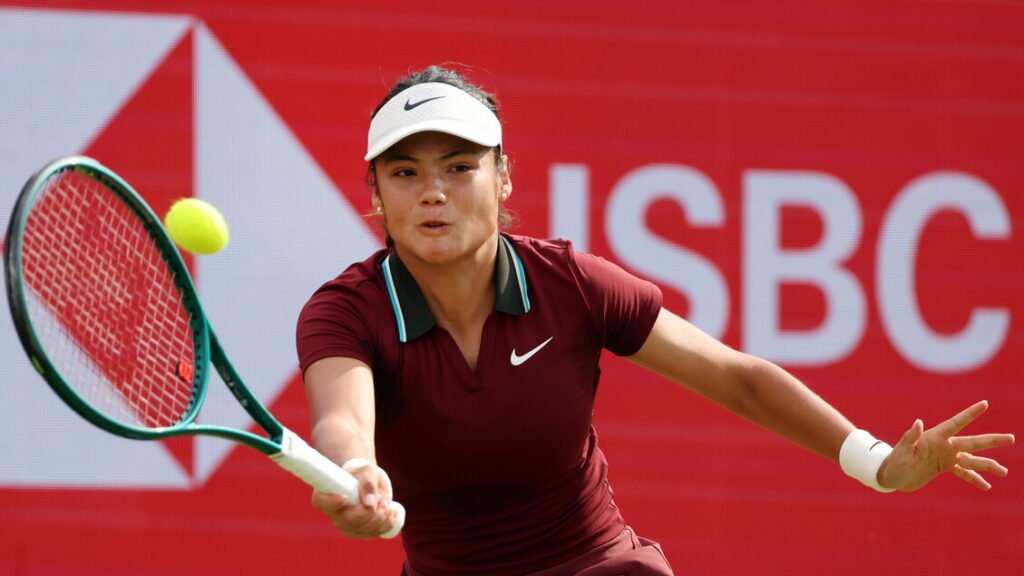 Lo stalker di Raducanu prova a comprare i biglietti, Wimbledon lo ferma