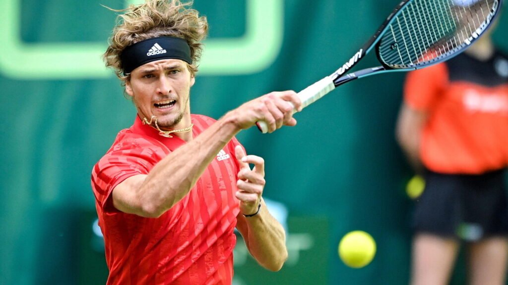Tennis: Zverev al 2/o turno ad Halle, sfiderà Sonego