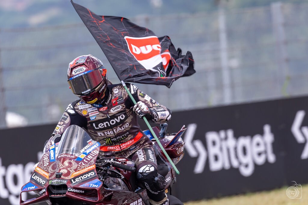 MotoGP, Marc Marquez ha le mani sul Mondiale, da Pecco Bagnaia parole di resa dopo il Mugello