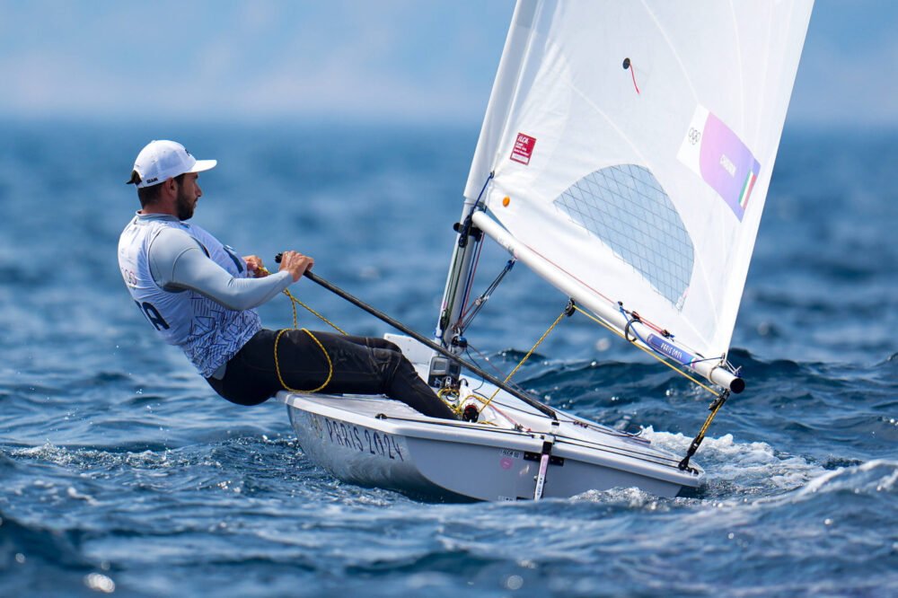 Vela: Chiavarini e Peroni ancora davanti dopo il day-4 al Kieler Woche 2025