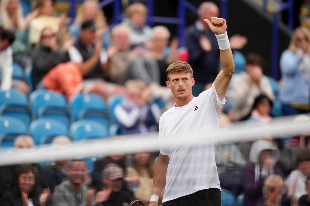 ATP Eastbourne 2025: fuori Darderi e Cobolli, sorpresa Billy Harris