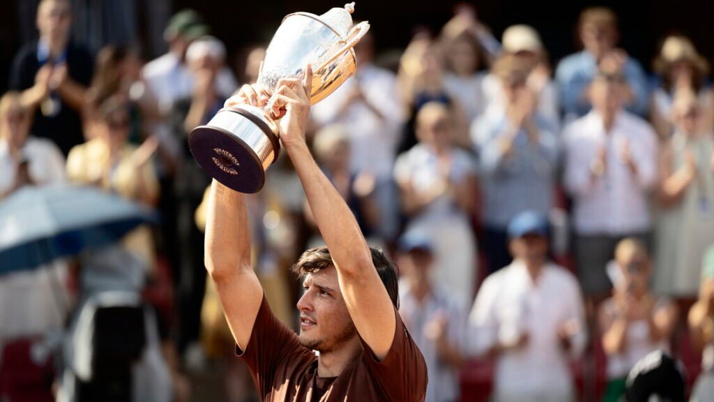 Tennis: Darderi batte Taberner e vince anche il torneo Atp di Umago