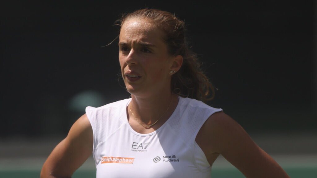 Tennis: Bronzetti ko all’esordio a Pechino, passa Rakhimova