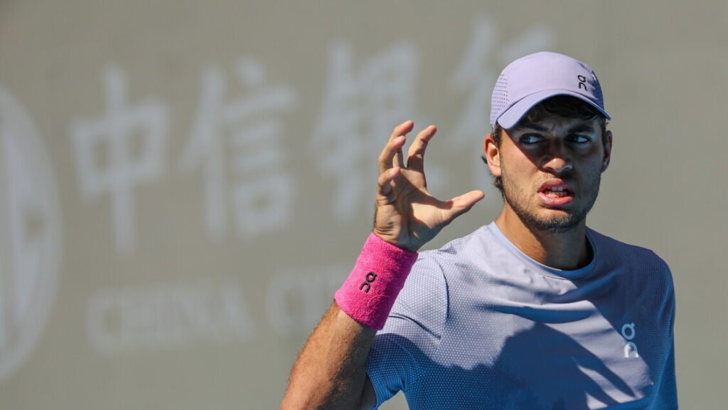 Tennis: Pechino; Cobolli eliminato da Tien