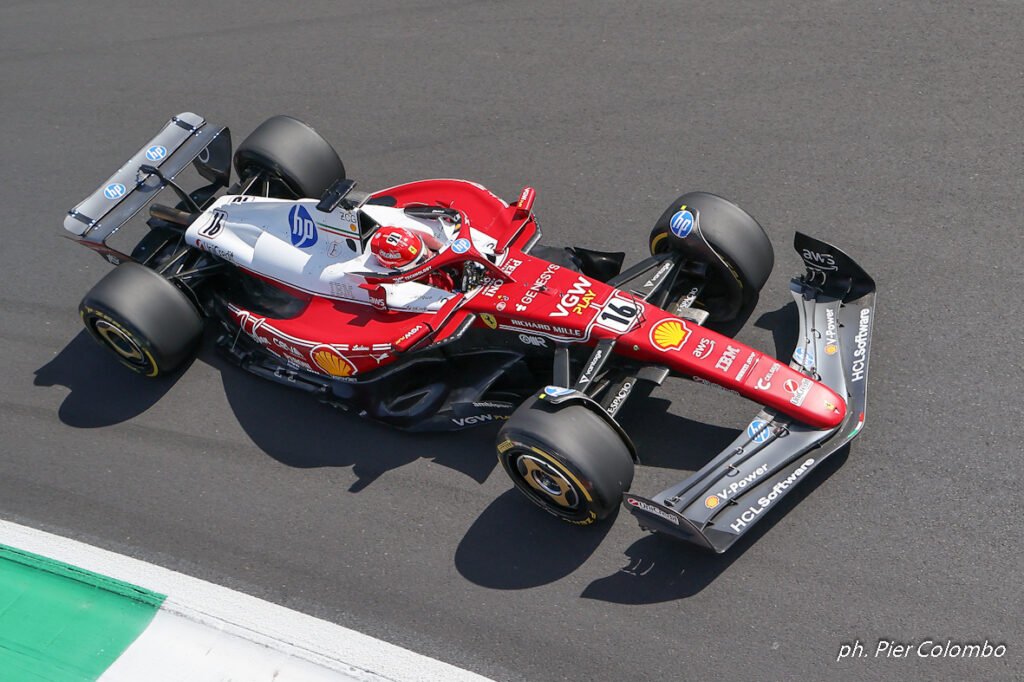 Quando MotoGP e F1 oggi (4 ottobre): orari qualifiche e Sprint, streaming, programma TV8 e Sky