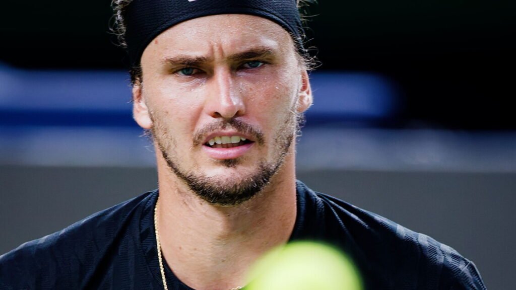 Tennis: Shanghai, eliminato il n.3 al mondo Zverev