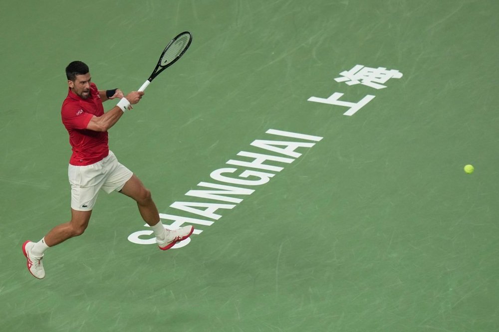 ATP Shanghai 2025, Djokovic e Rune vedono la semifinale. Vacherot e Bergs vogliono sognare ancora ATP Shanghai 2025, Djokovic e Rune vedono la semifinale. Vacherot e Bergs vogliono sognare ancora