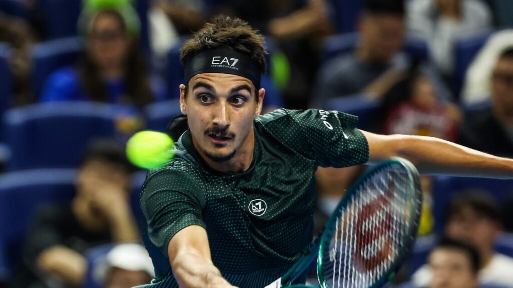 Tennis: Sonego eliminato ai quarti a Stoccolma
