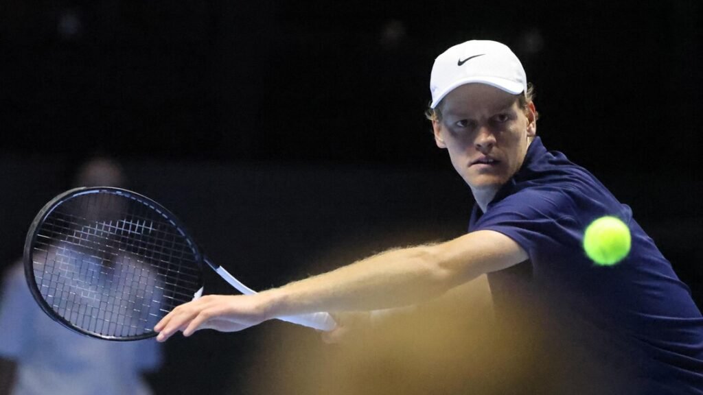 Sinner vince 6-2 il primo set contro Alcaraz nella finale del Six Kings Slam LIVE