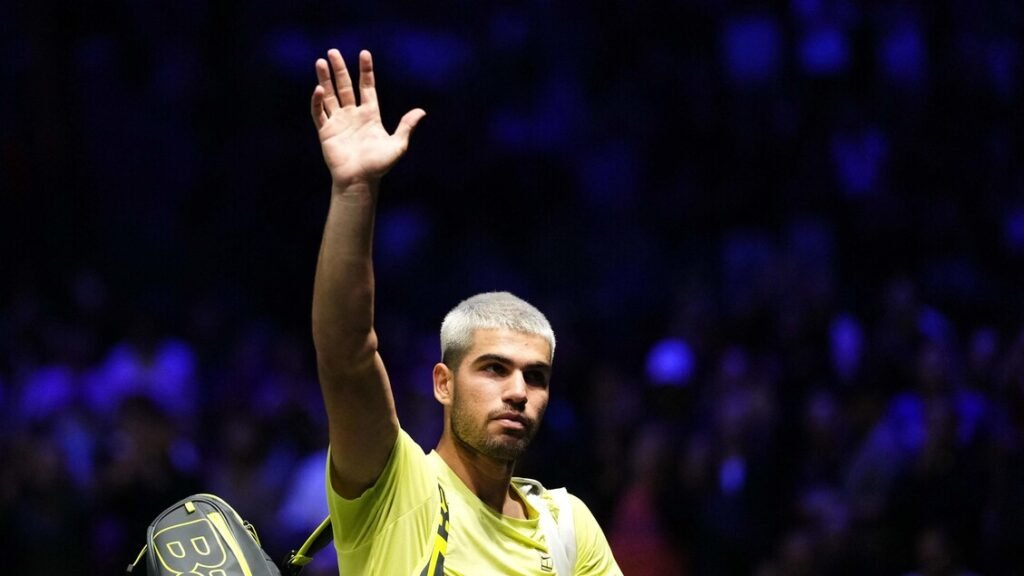 Tennis: sorpresa Alcaraz fuori a Parigi, Sinner può tornare n.1