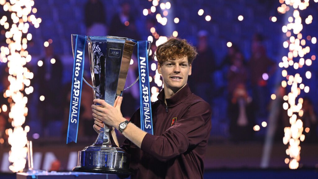 Tennis: Sinner chiude l’anno da n.2, Musetti ottavo