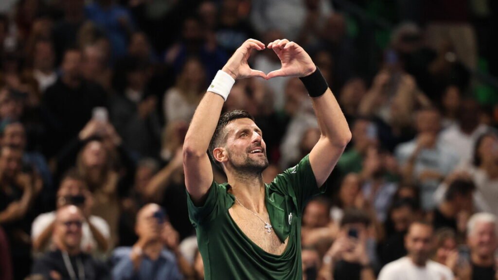 Tennis: Djokovic senza età, in campo anche ad Adelaide