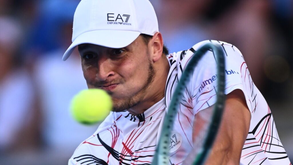 Tennis: Atp Buenos Aires, Darderi in semifinale contro l’argentino Baez