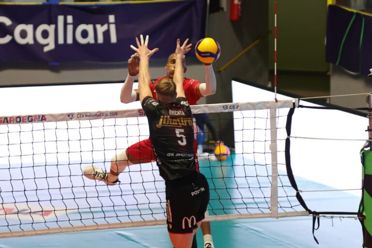 piacenza-batte-trento-nello-scontro-diretto,-modena-vince-e-sale-al-terzo-posto-in-superlega