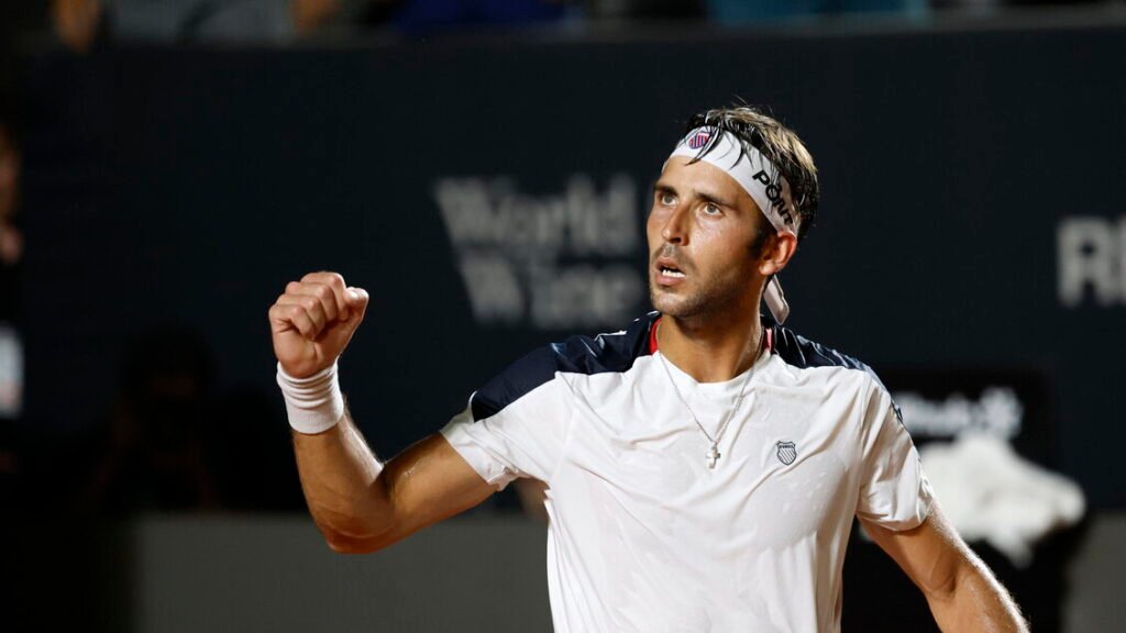 Tennis: Etchverry vince a Rio il suo primo titolo Atp