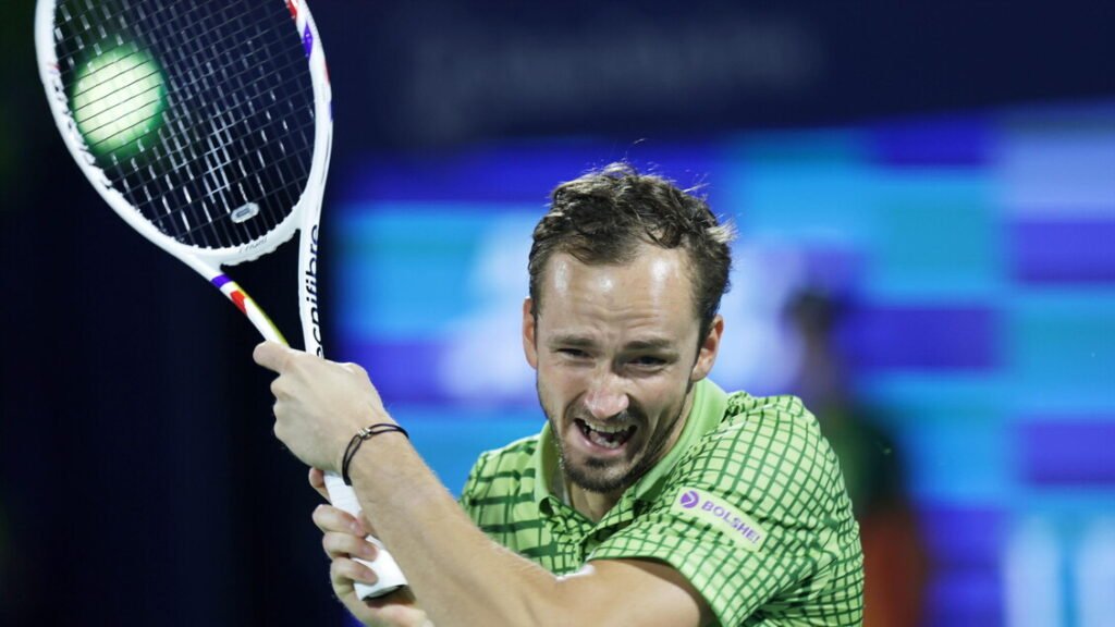 Iran: tennisti bloccati a Dubai, l’Atp “monitoriamo la situazione”