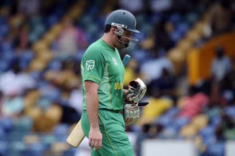 cricket,-la-nuova-zelanda-supera-il-sudafrica-ed-e-la-prima-finalista-dei-mondiali-t20