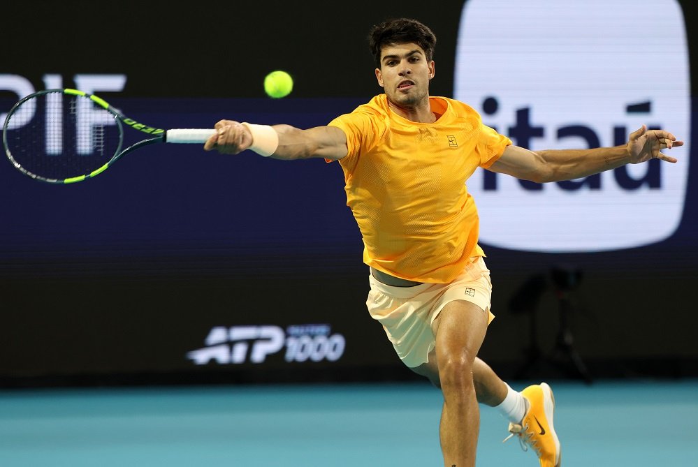 Carlos Alcaraz doma Joao Fonseca e approda al terzo turno a Miami