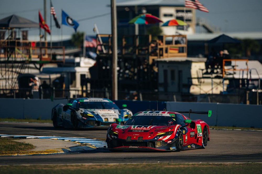GT, Ferrari vince la 12h Sebring per la prima volta con la 296 GT3 EVO