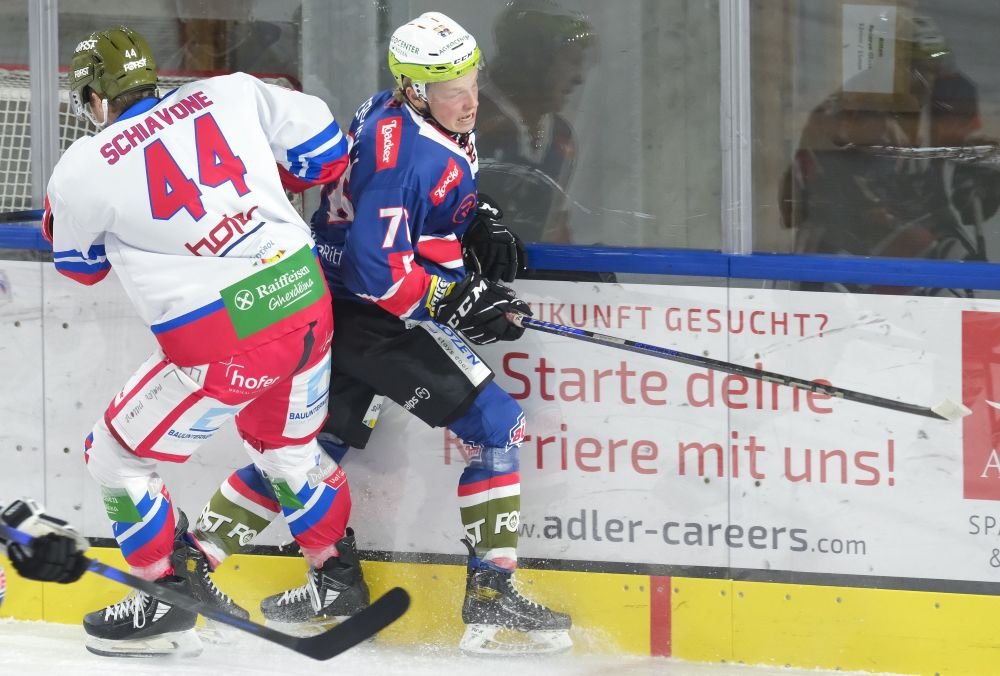 Hockey ghiaccio: Gherdeina, tracollo casalingo nella Alps. Red Bull Juniors che pareggiano la serie