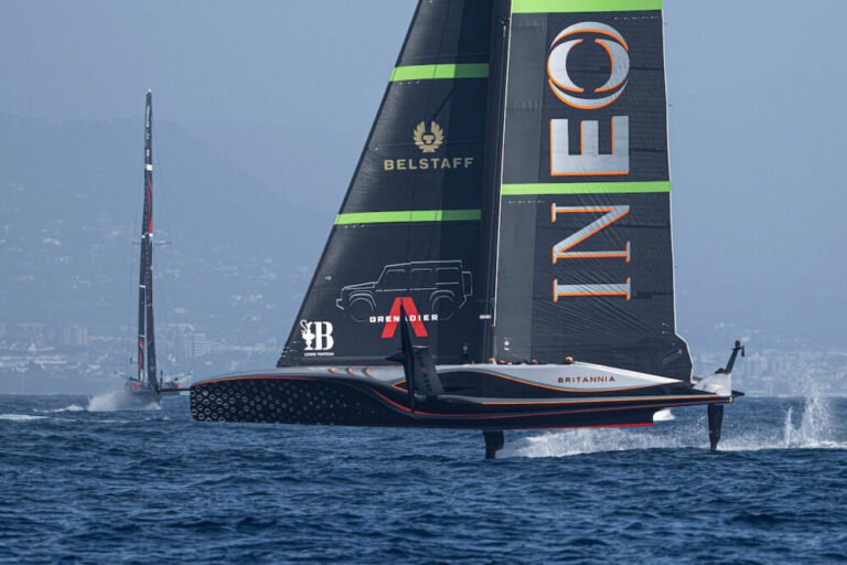 america’s-cup,-britannici-verso-una-causa-legale.-ineos:-“ainslie-non-puo-usare-la-nostra-barca”