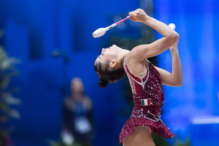 sofia-raffaeli-debutta-in-coppa-del-mondo:-grande-sfida-a-onofriichuk-e-brezalieva-in-bulgaria