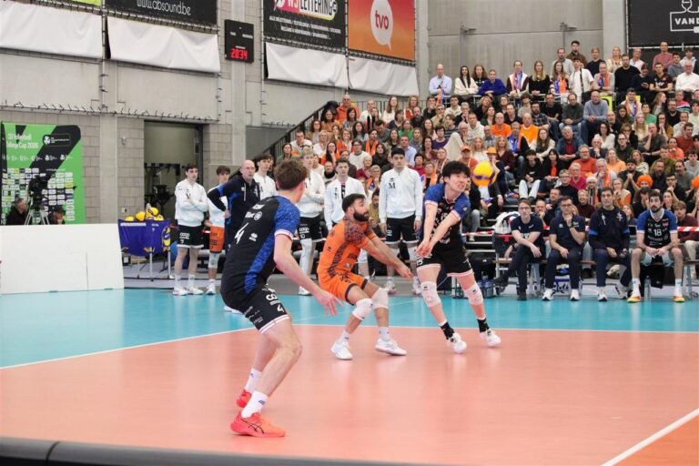 allianz-milano,-una-notte-per-la-storia:-con-l’aalst-servono-due-set-per-alzare-la-challenge-cup