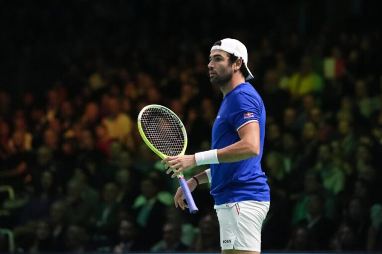 atp-marrakech-2026,-matteo-berrettini-cede-al-peruviano-buse-dopo-una-lotta-di-oltre-tre-ore