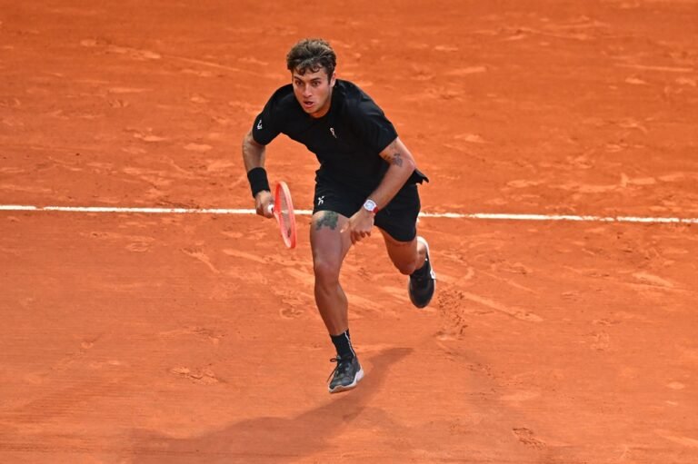 atp-montecarlo-2026,-flavio-cobolli-cede-in-due-set-al-qualificato-belga-alexander-blockx